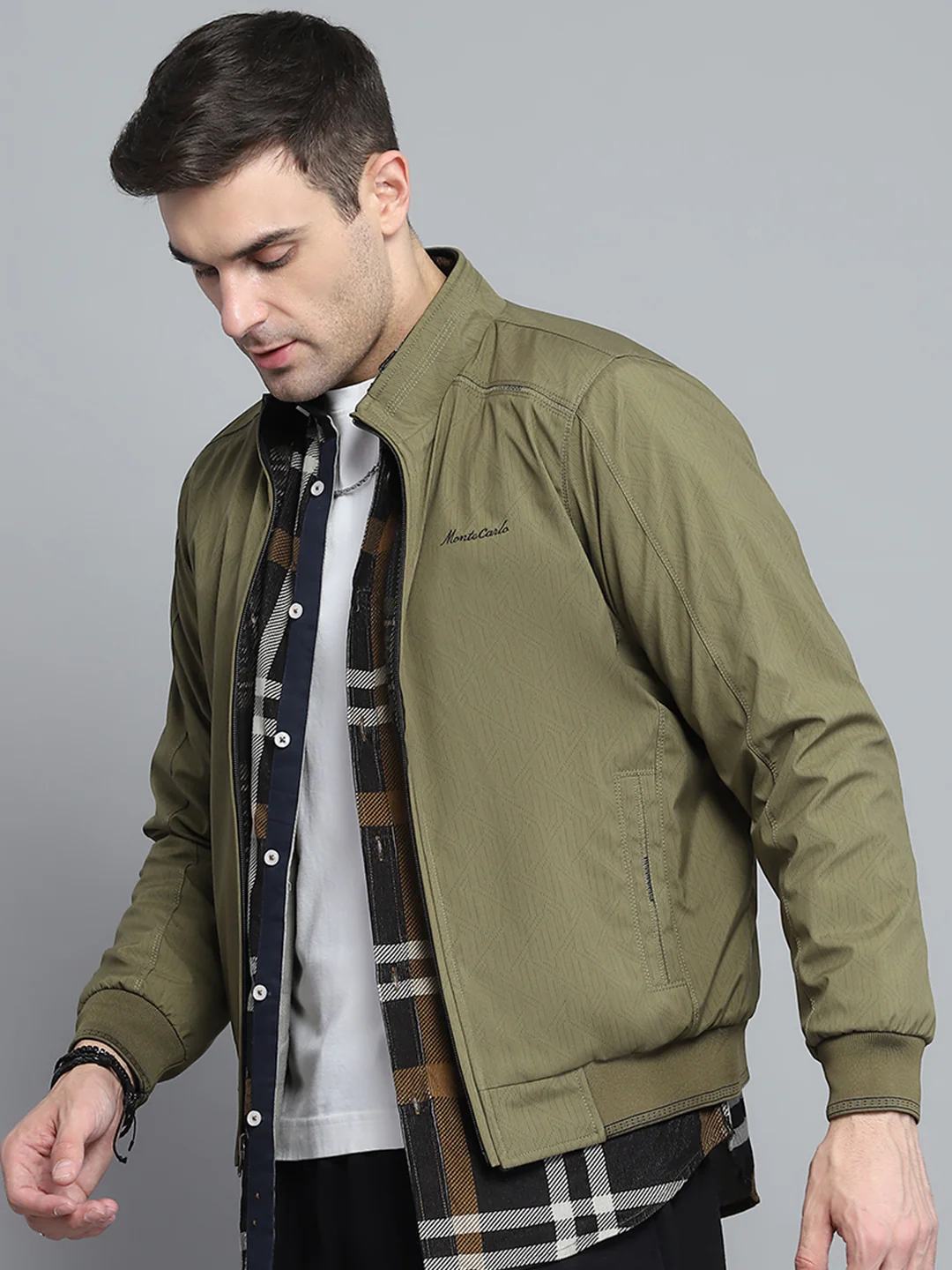 Men Green Solid Mock Neck Full Sleeve Jacket - Image 6