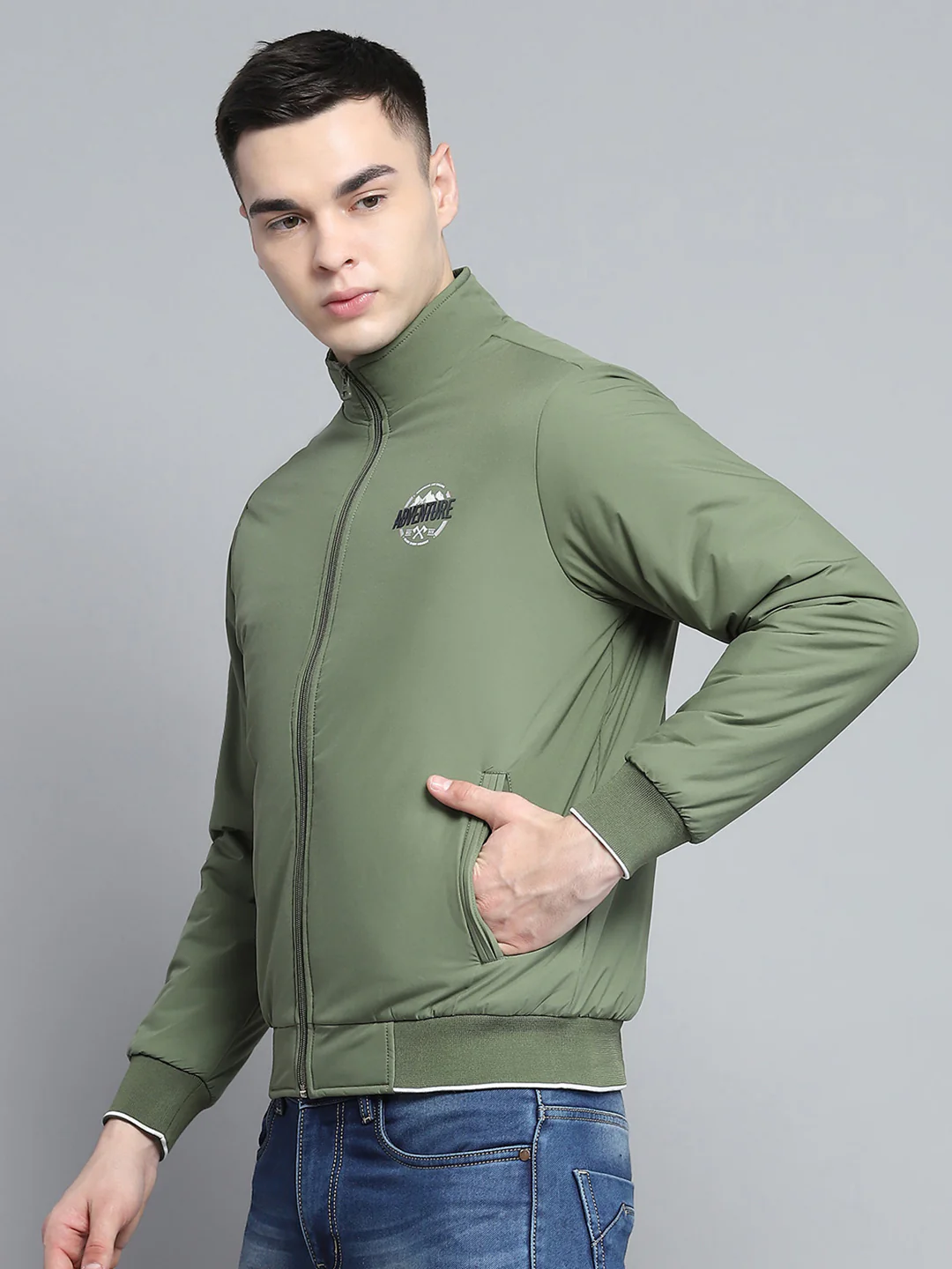 Men Green Solid Mock Neck Full Sleeve Jacket - Image 3