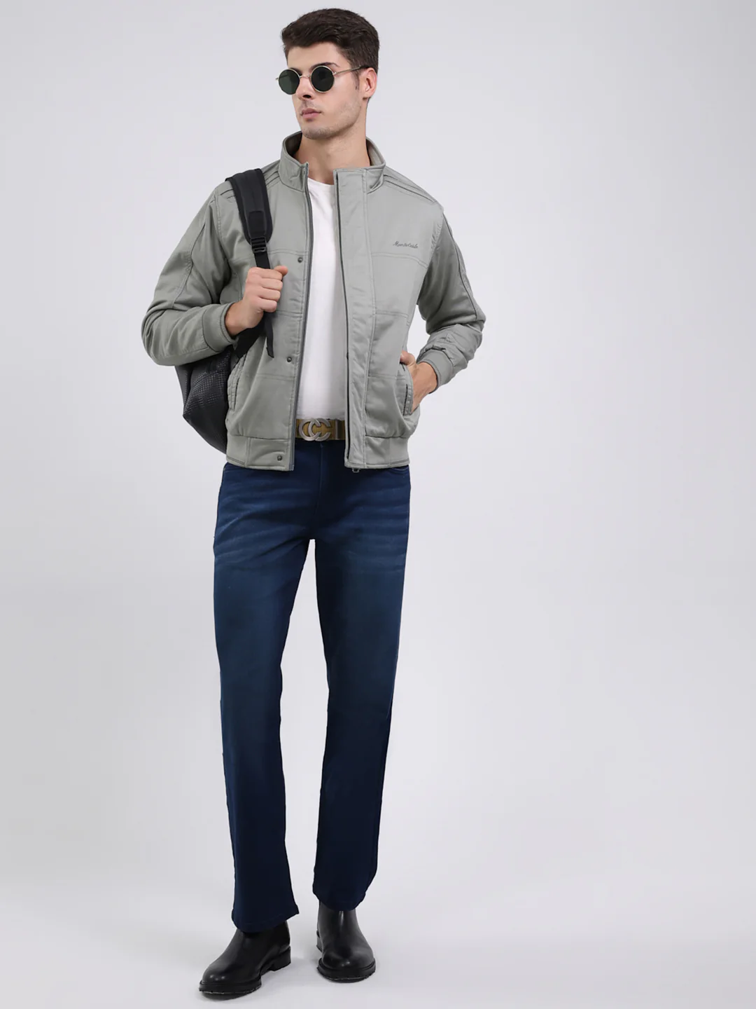 Men Green Solid Mock Neck Full Sleeve Jacket - Image 2
