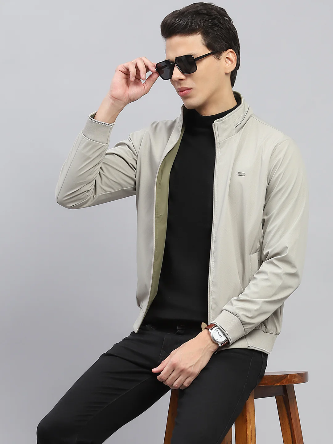 Men Beige Solid Mock Neck Full Sleeve Reversible Jacket - Image 6