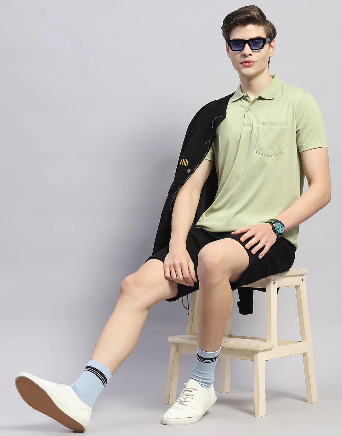 Men Green Solid Polo Collar Half Sleeve T-Shirt - Image 2
