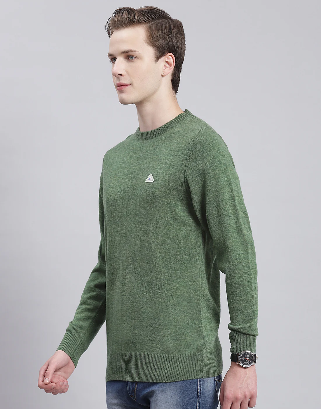 Men Green Solid Round Neck Full Sleeve Sweater - Image 3