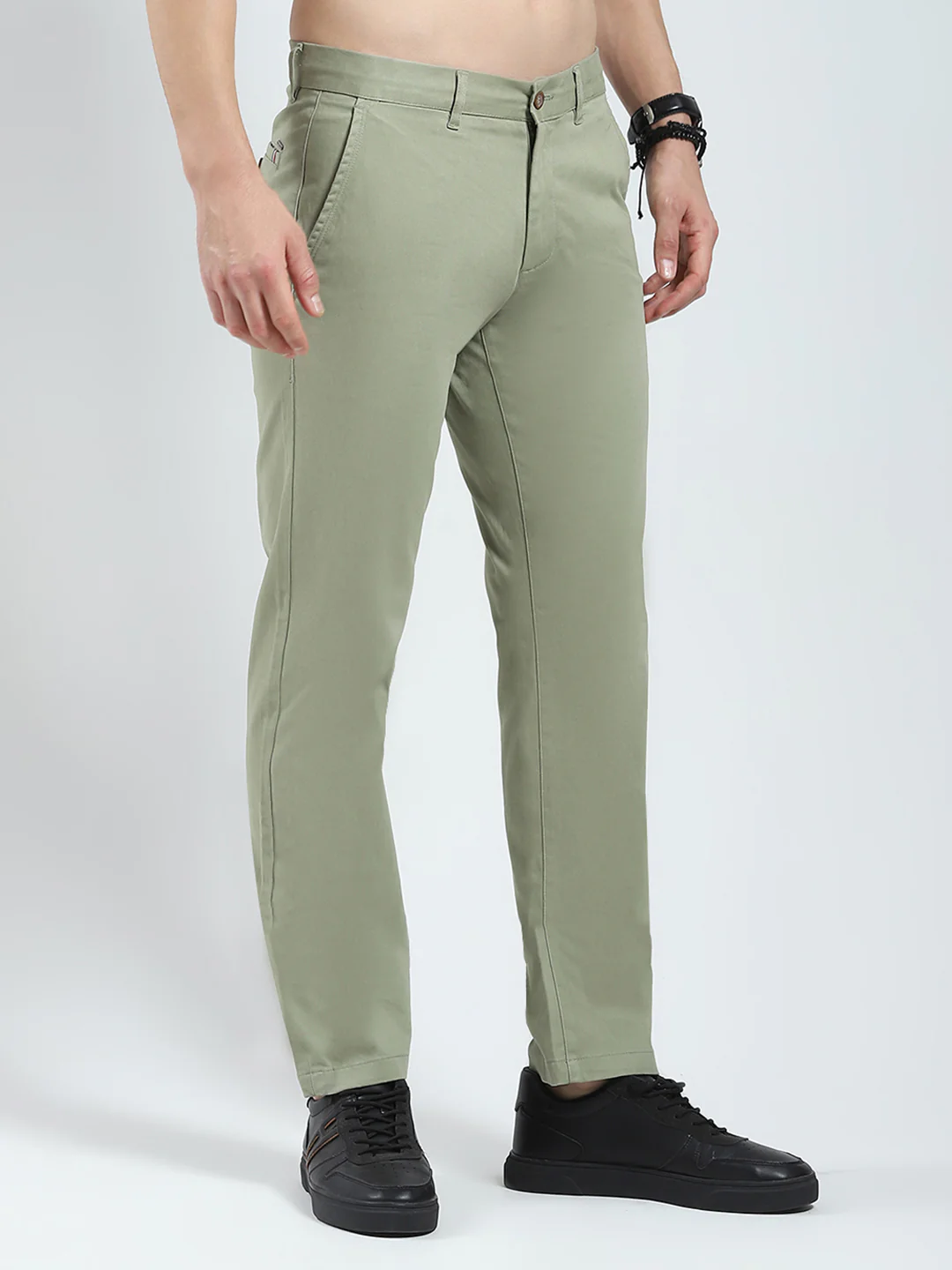Men Green Solid Slim Fit Trouser - Image 4