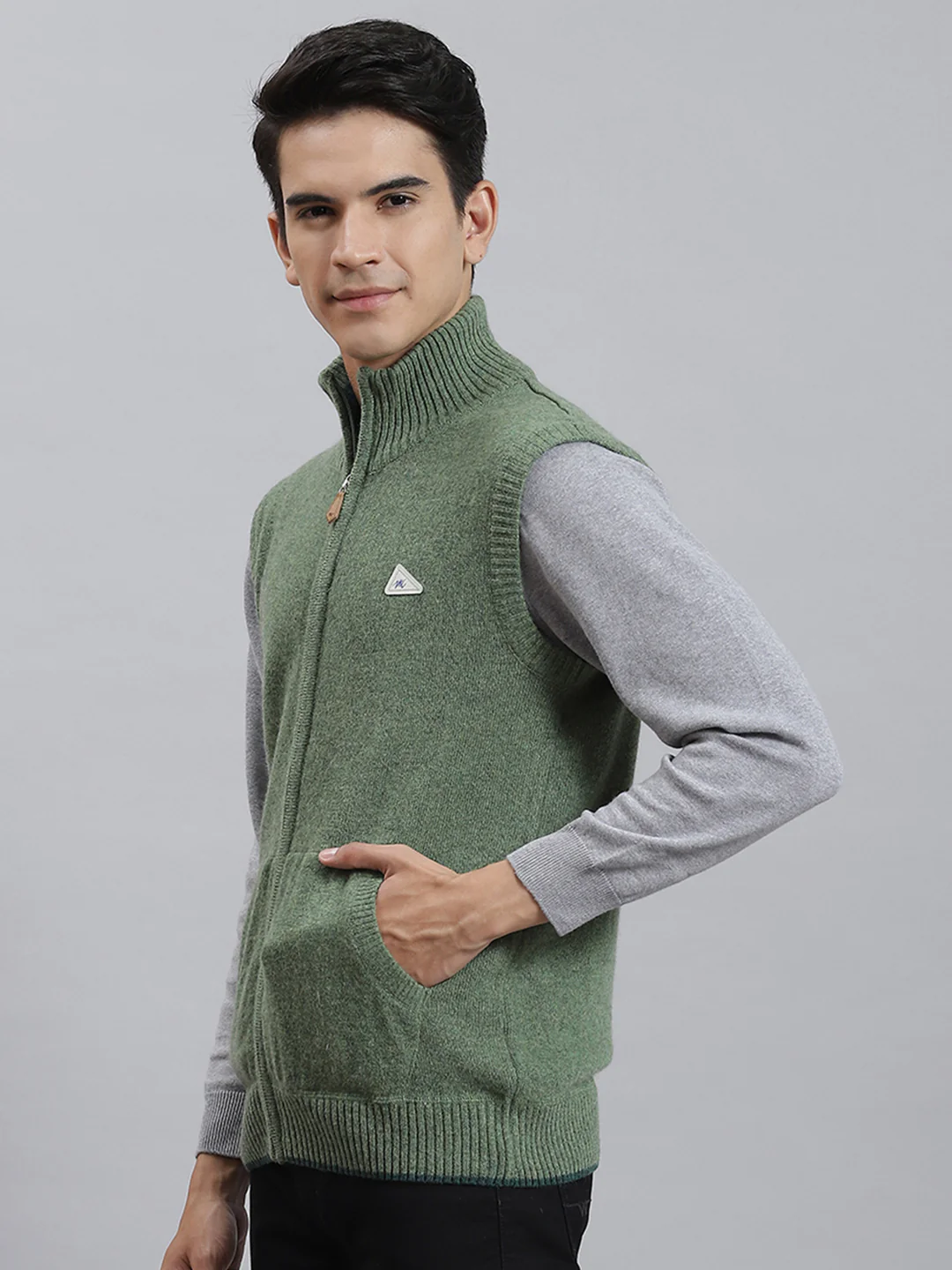 Men Green Solid Stand Collar Sleeveless Sweaters/Pullovers - Image 3