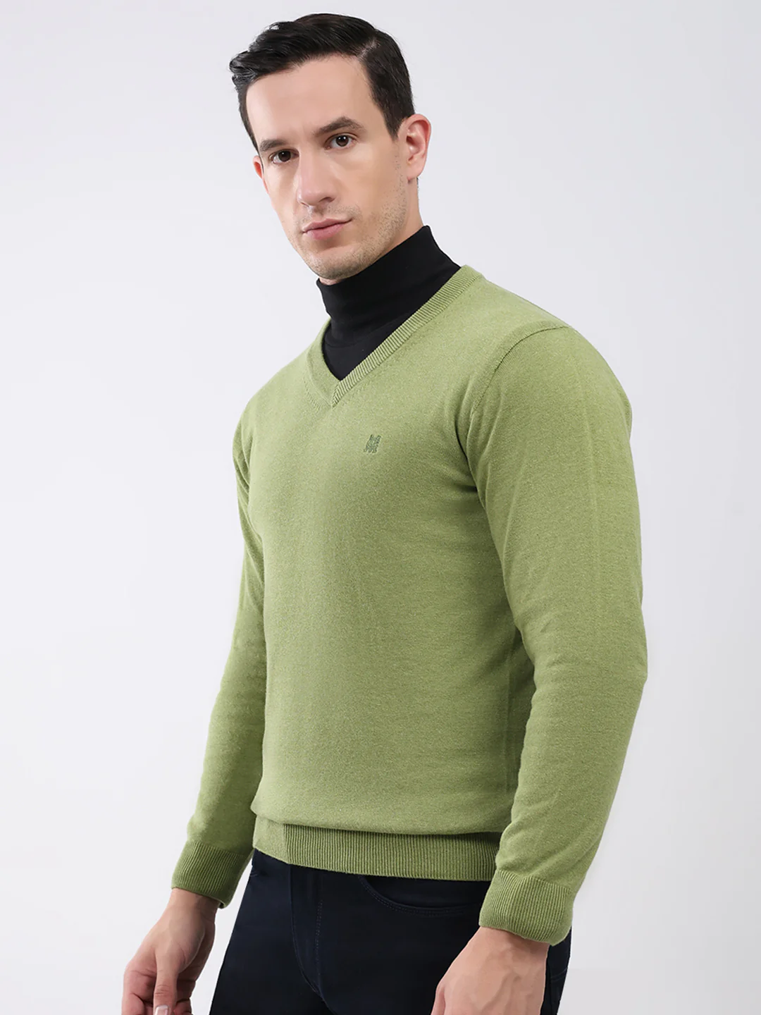 Men Green Solid V Neck Full Sleeve Pullover - Image 3