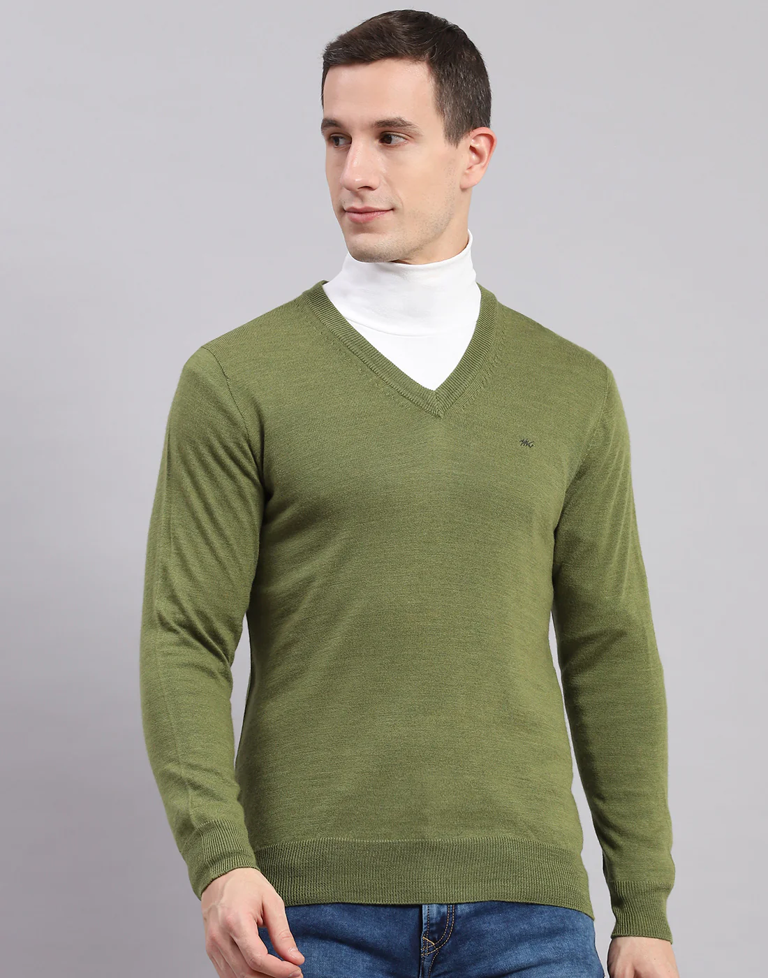 Men Green Solid V Neck Full Sleeve Sweaters/Pullovers - Image 3