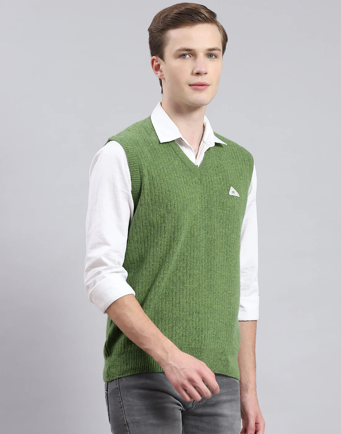 Men Green Solid V Neck Sleeveless Sweater - Image 5