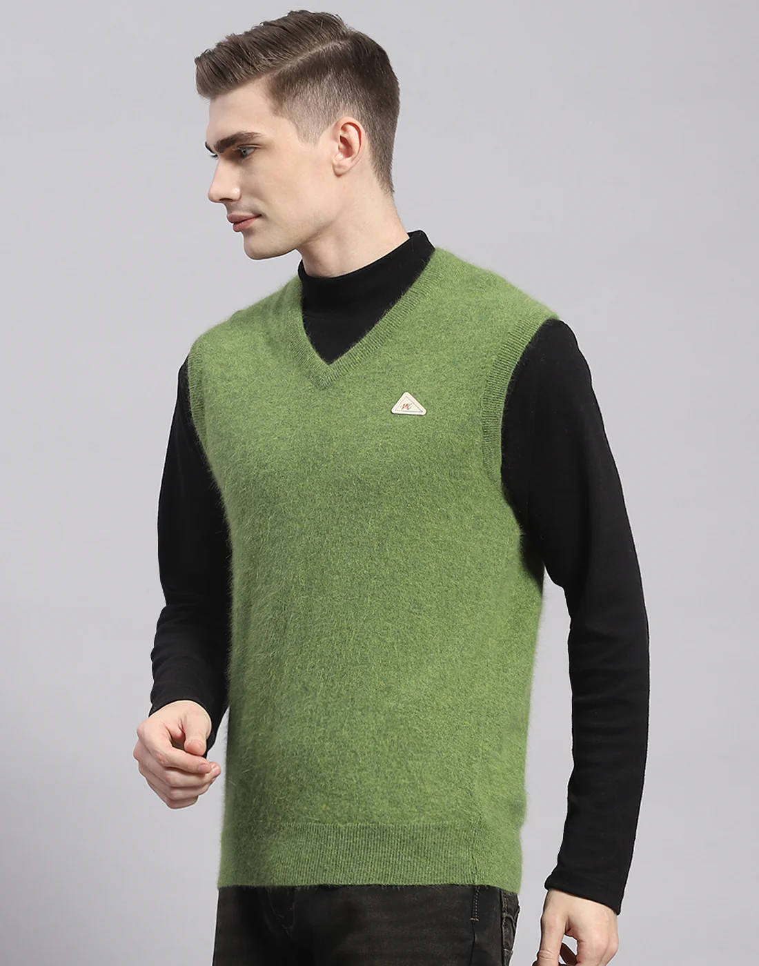 Men Green Solid V Neck Sleeveless Sweater - Image 3