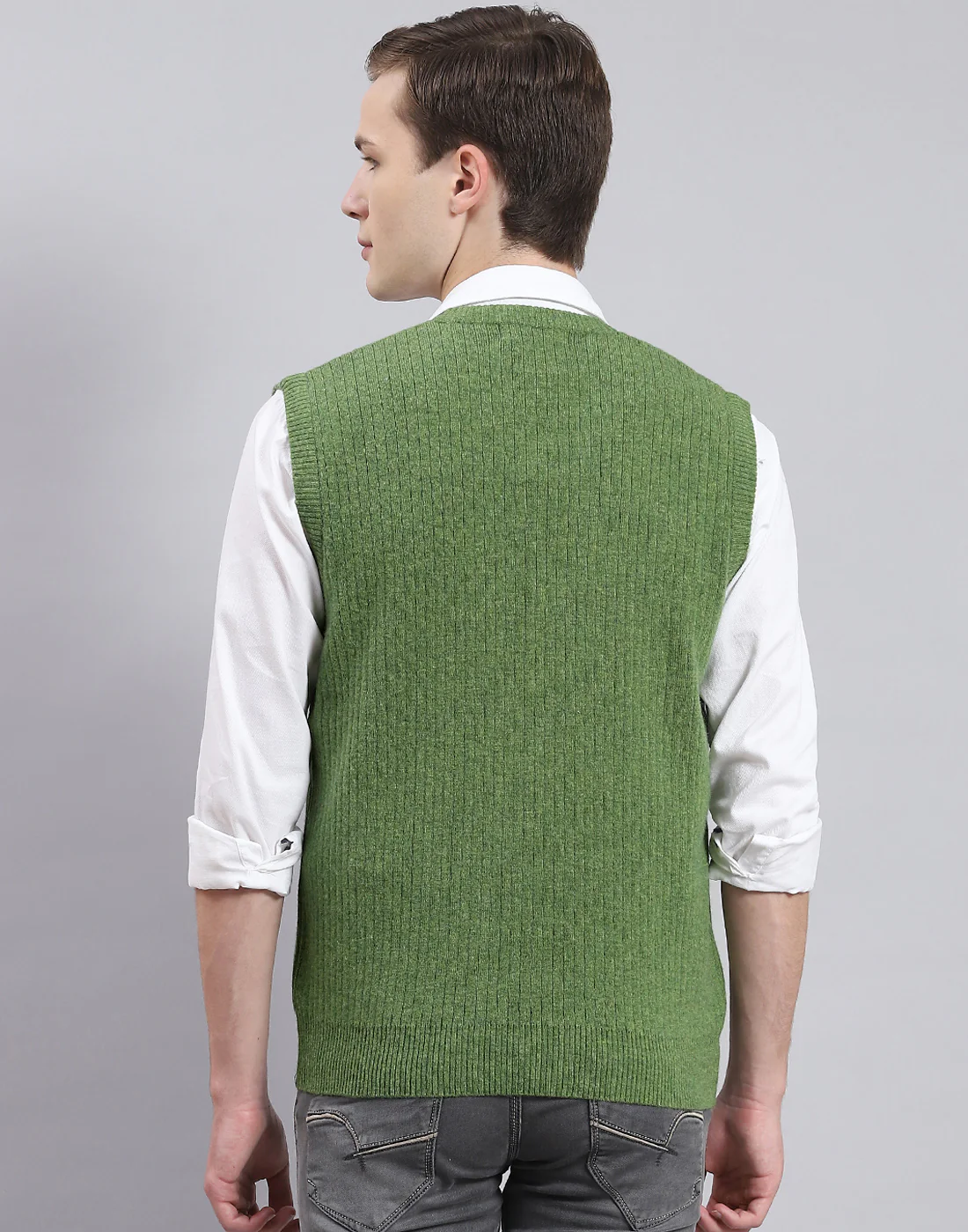 Men Green Solid V Neck Sleeveless Sweater - Image 5
