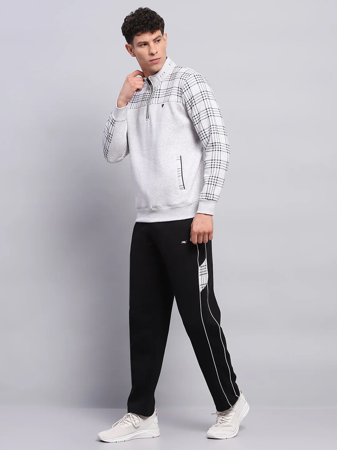Men Grey & Black Self Design Mock Neck Full Sleeve Winter Tracksuit - Image 3