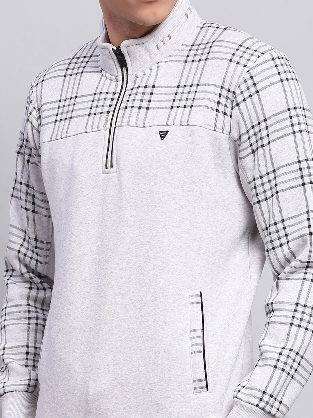 Men Grey & Black Self Design Mock Neck Full Sleeve Winter Tracksuit - Image 7