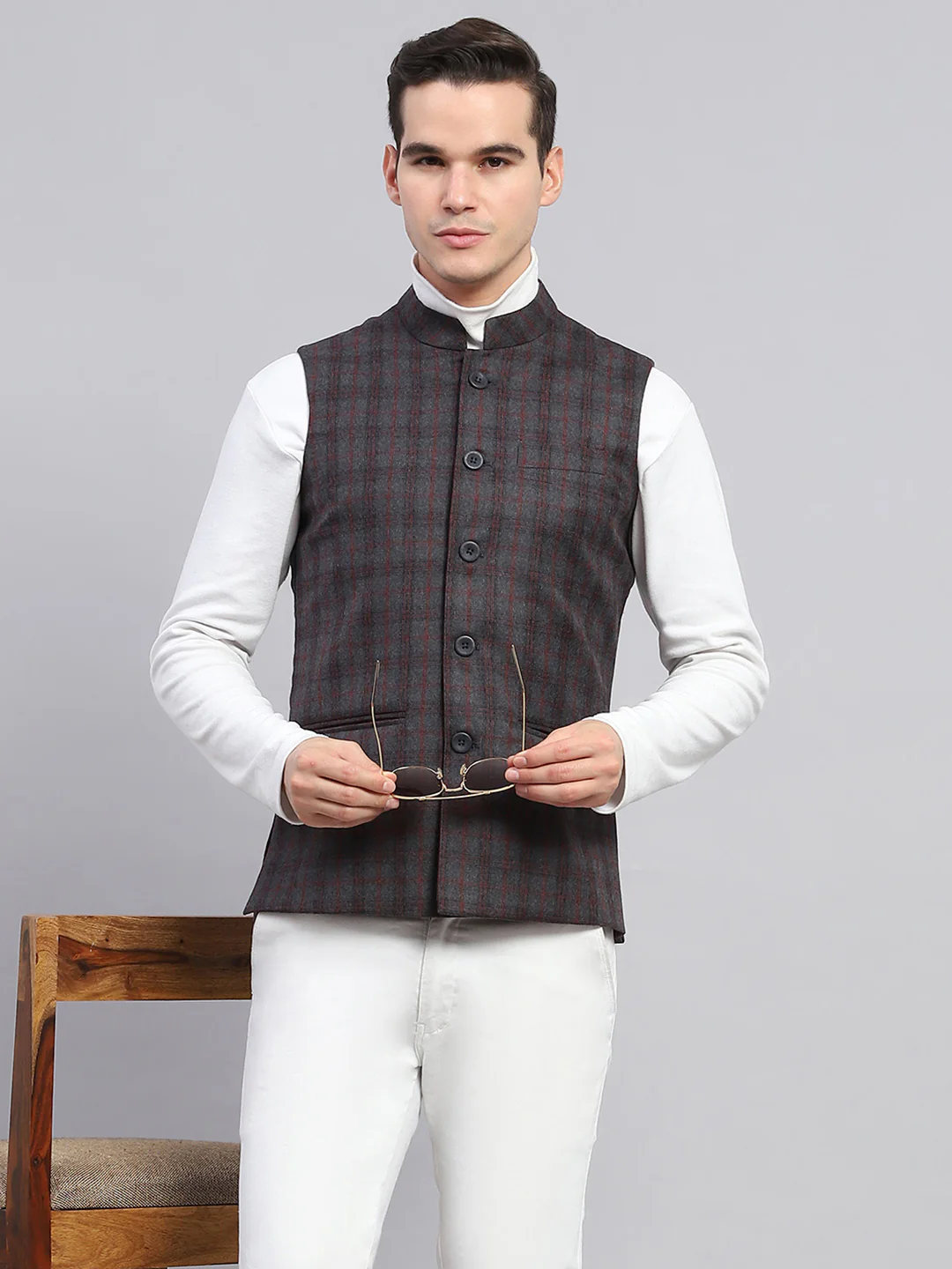 Men Grey Check Band Collar Sleeveless Jacket - Image 6