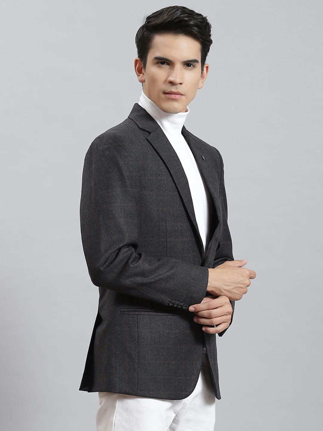 Men Grey Check Lapel Collar Full Sleeve Coat - Image 4