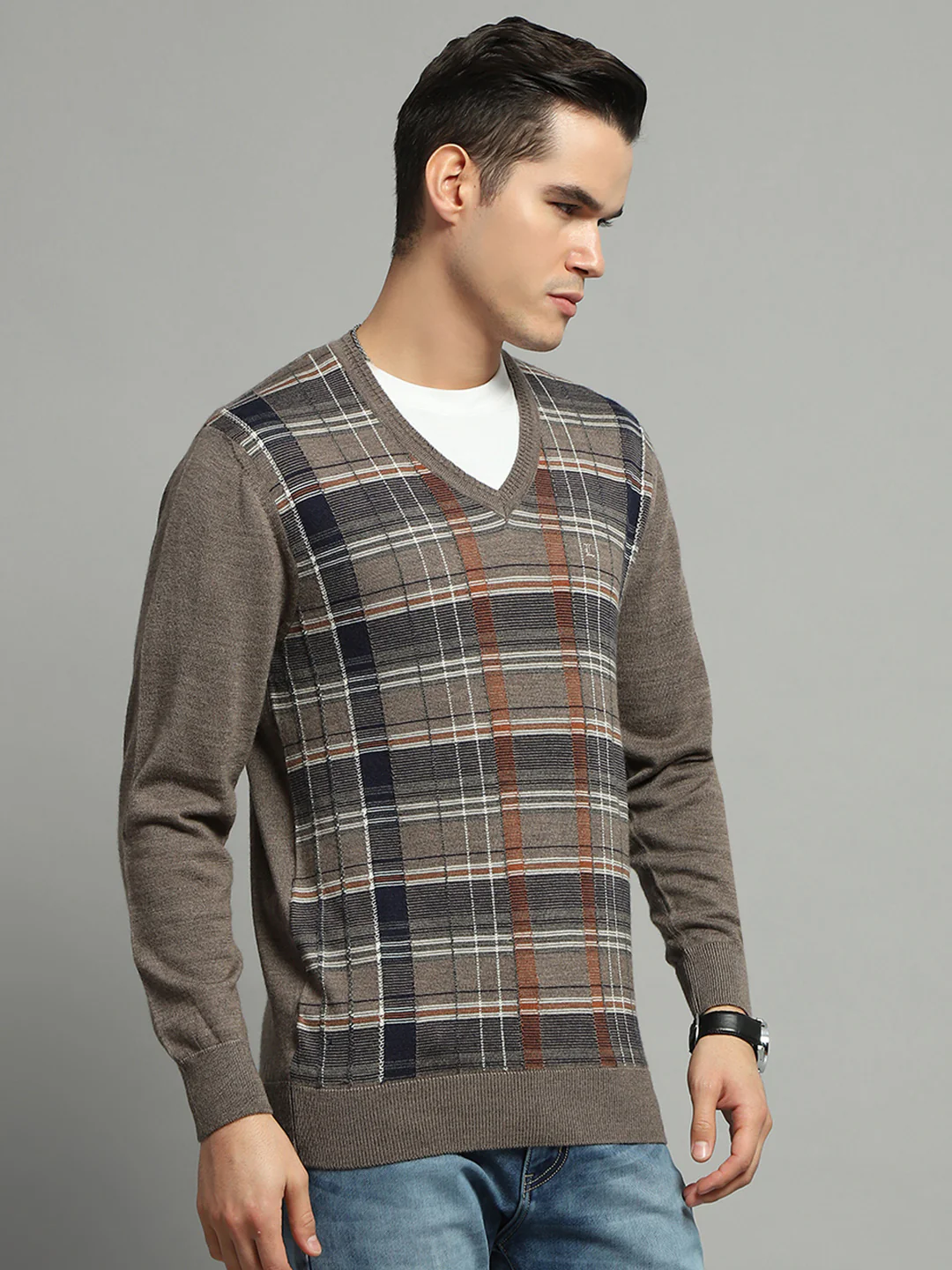 Luxuria Men Grey Check V Neck Full Sleeve Pullover - Image 4