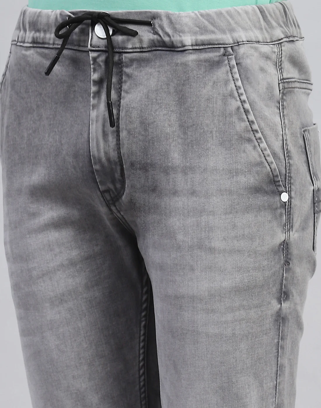 Men Grey Light Wash Regular Fit Denim - Image 6