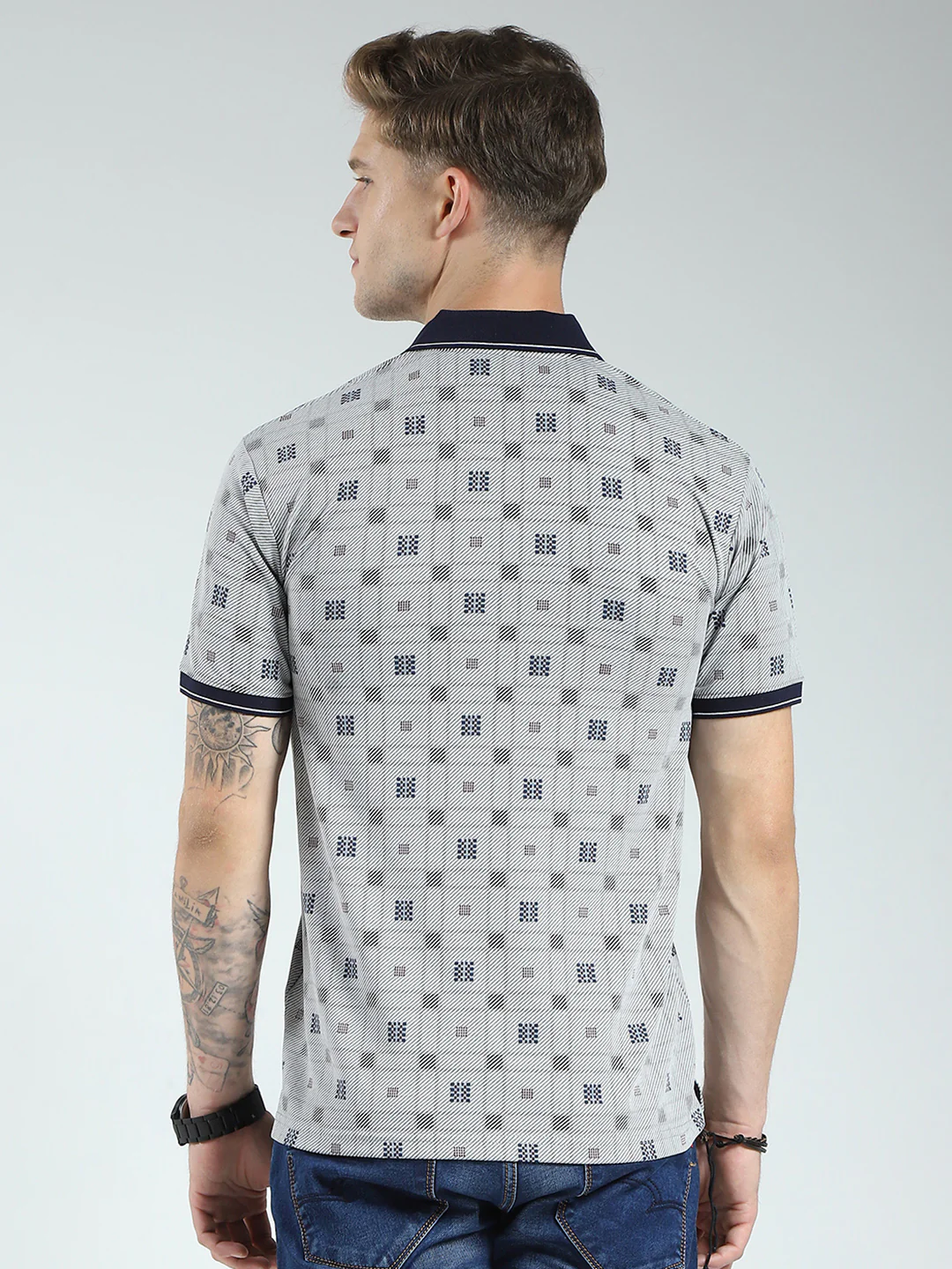 Men Grey Printed Collar Half Sleeve T-Shirt - Image 5
