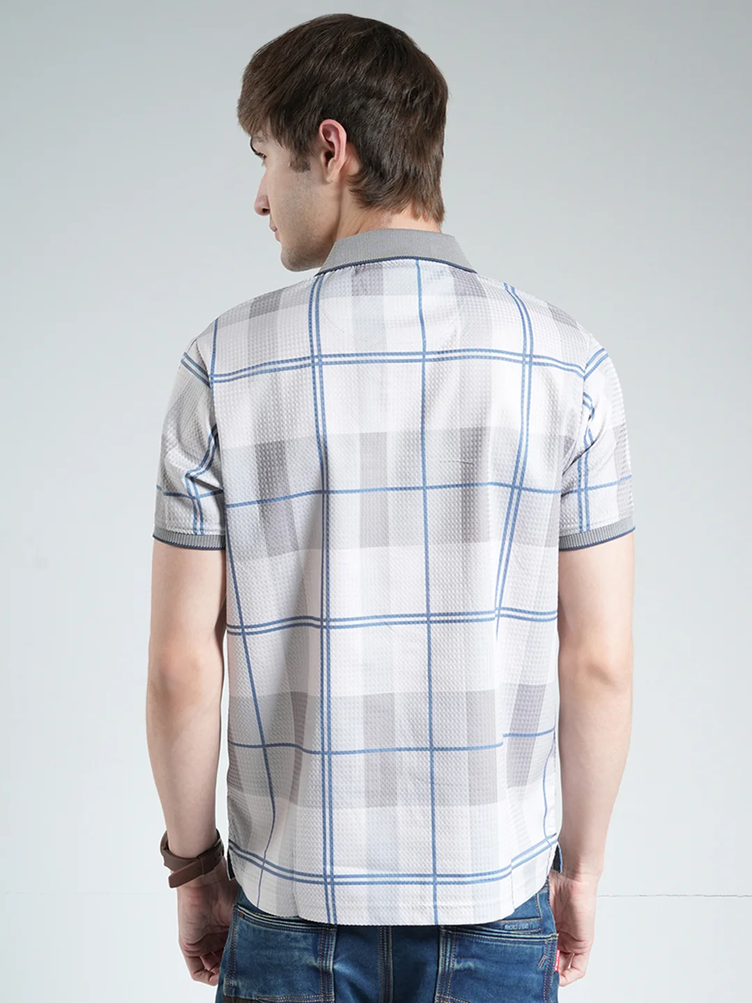 Men Grey Printed Collar Half Sleeve T-Shirt - Image 5