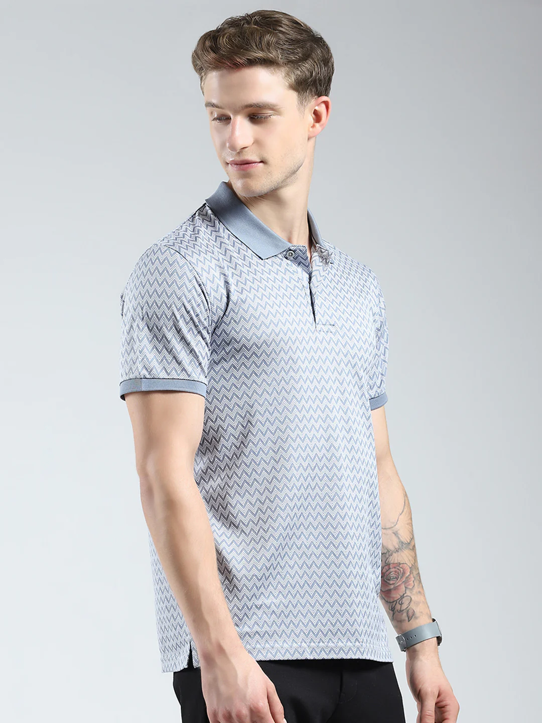 Men Grey Printed Collar Half Sleeve T-Shirt - Image 4