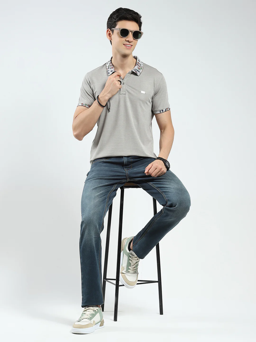 Men Grey Printed Collar Half Sleeve T-Shirt - Image 2