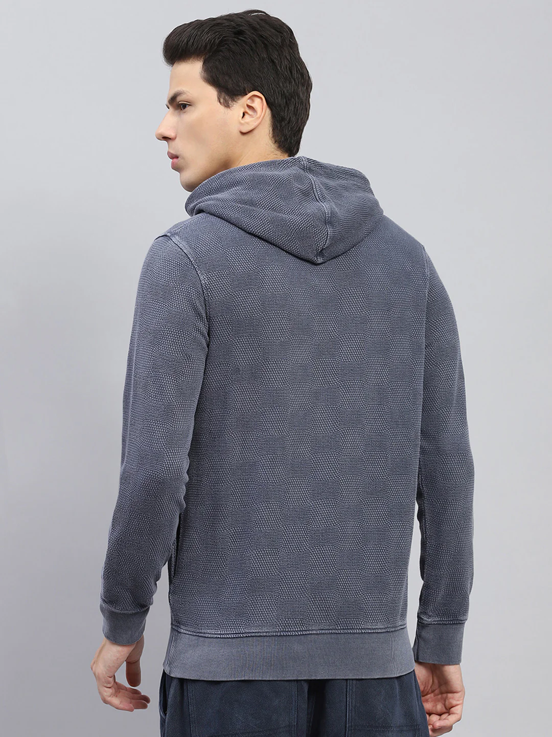 Men Grey Printed Hooded Full Sleeve Winter T-Shirt - Image 5