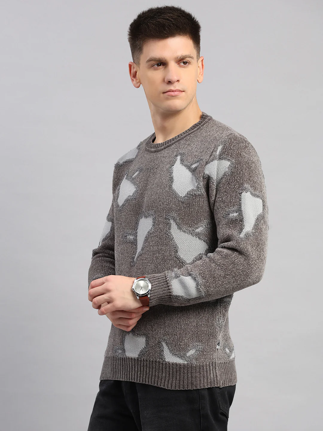 Men Grey Printed Round Neck Full Sleeve Pullover - Image 3