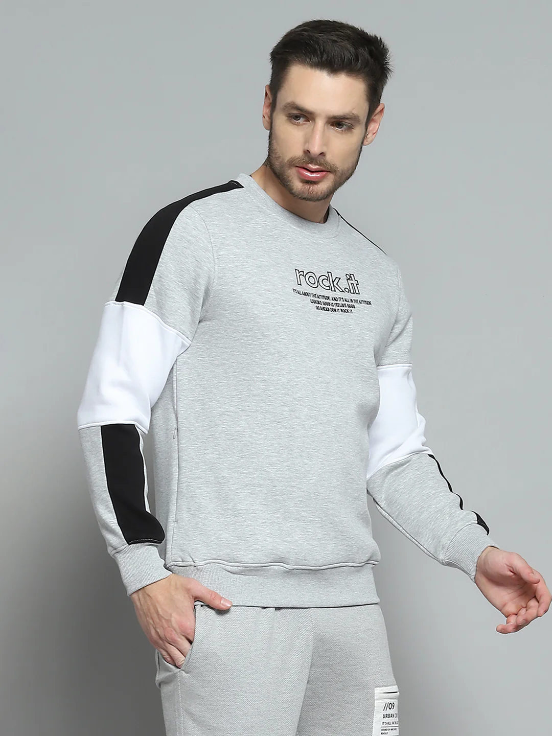 Rock.it Men Grey Printed Round Neck Full Sleeve Sweatshirt - Image 4