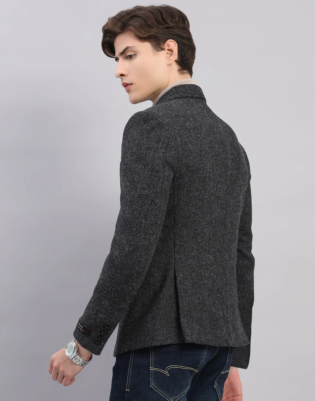 Men Grey Self Design Collar Full Sleeve Blazer - Image 4