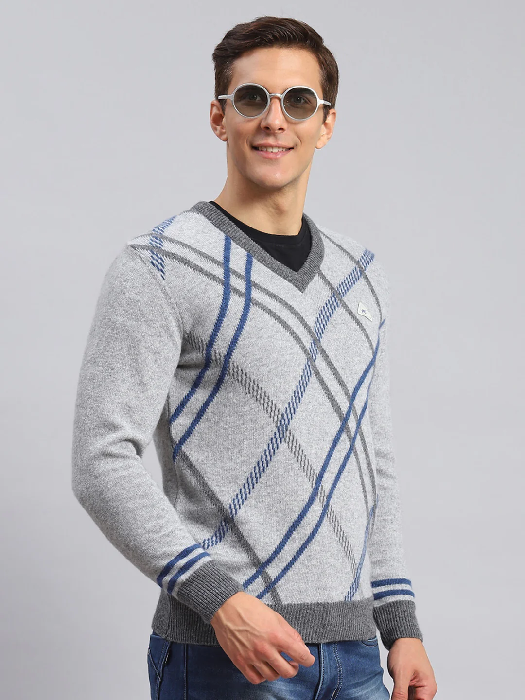 Men Grey Self Design Lamb wool Pullover - Image 3