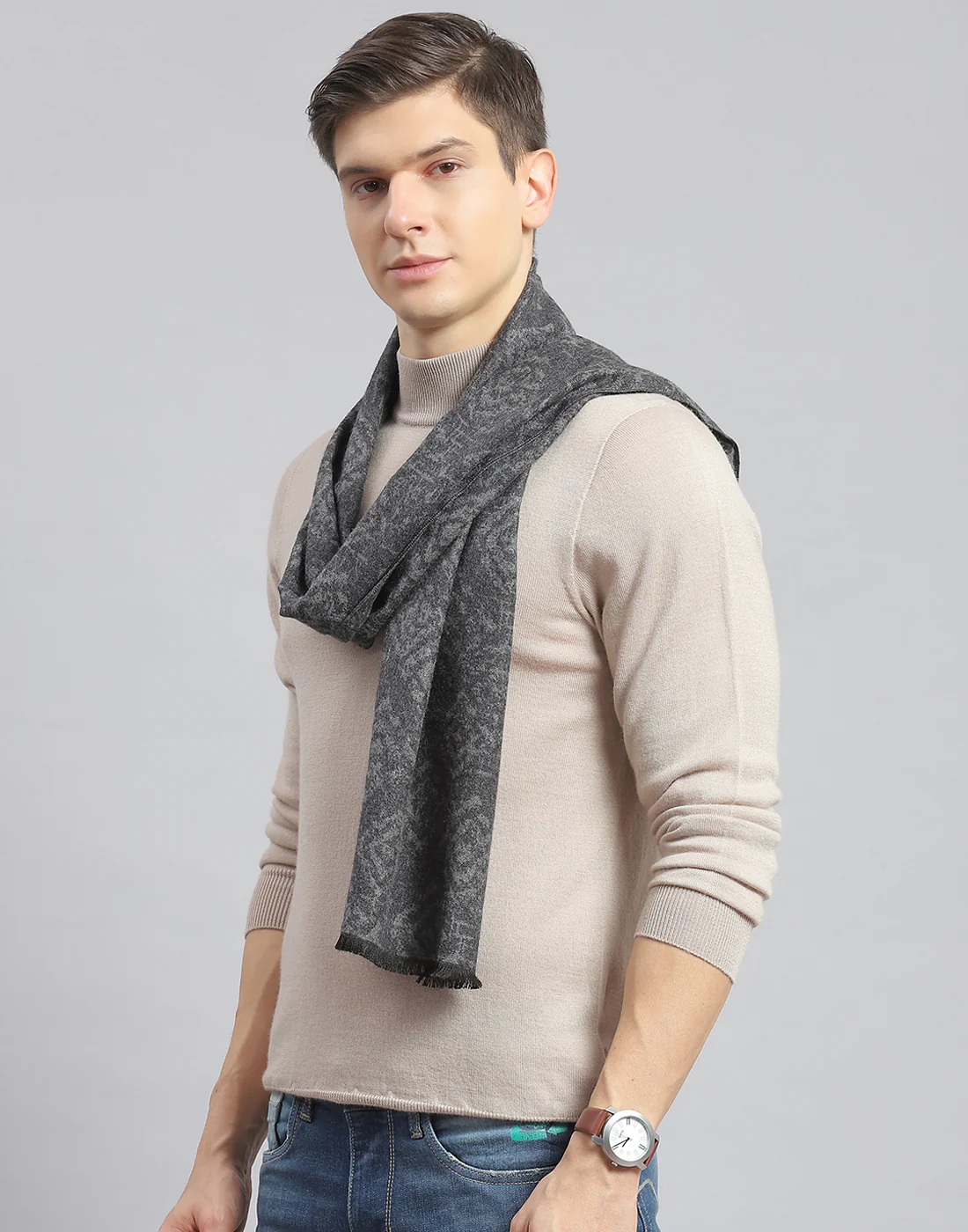Men Grey Self Design Muffler - Image 3