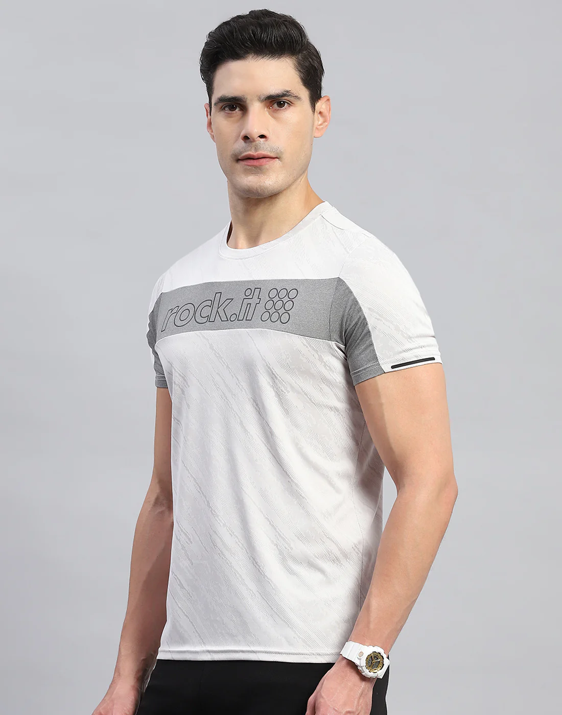 Rock.it Men Grey Self Design Round Neck Half Sleeve T-Shirt - Image 3