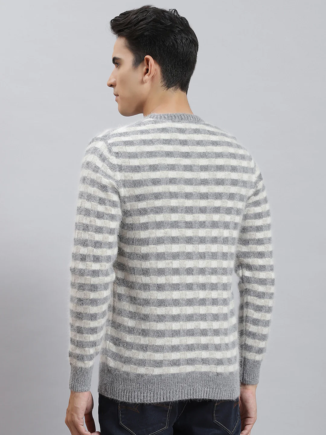 Men Grey Self Design V Neck Full Sleeve Sweaters/Pullovers - Image 5