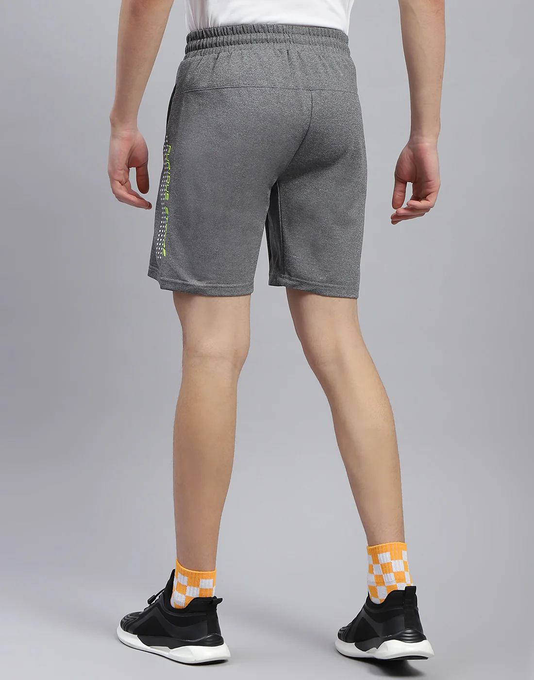 Men Grey Solid   Bermuda - Image 5