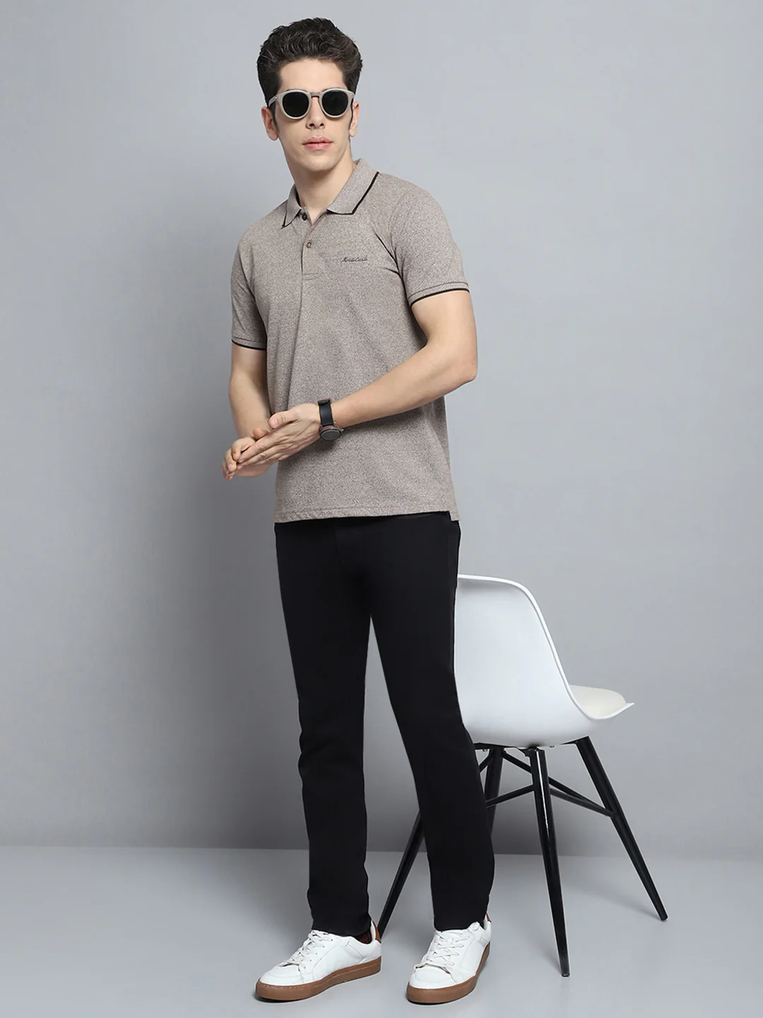 Men Grey Solid Collar Half Sleeve T-Shirt - Image 2