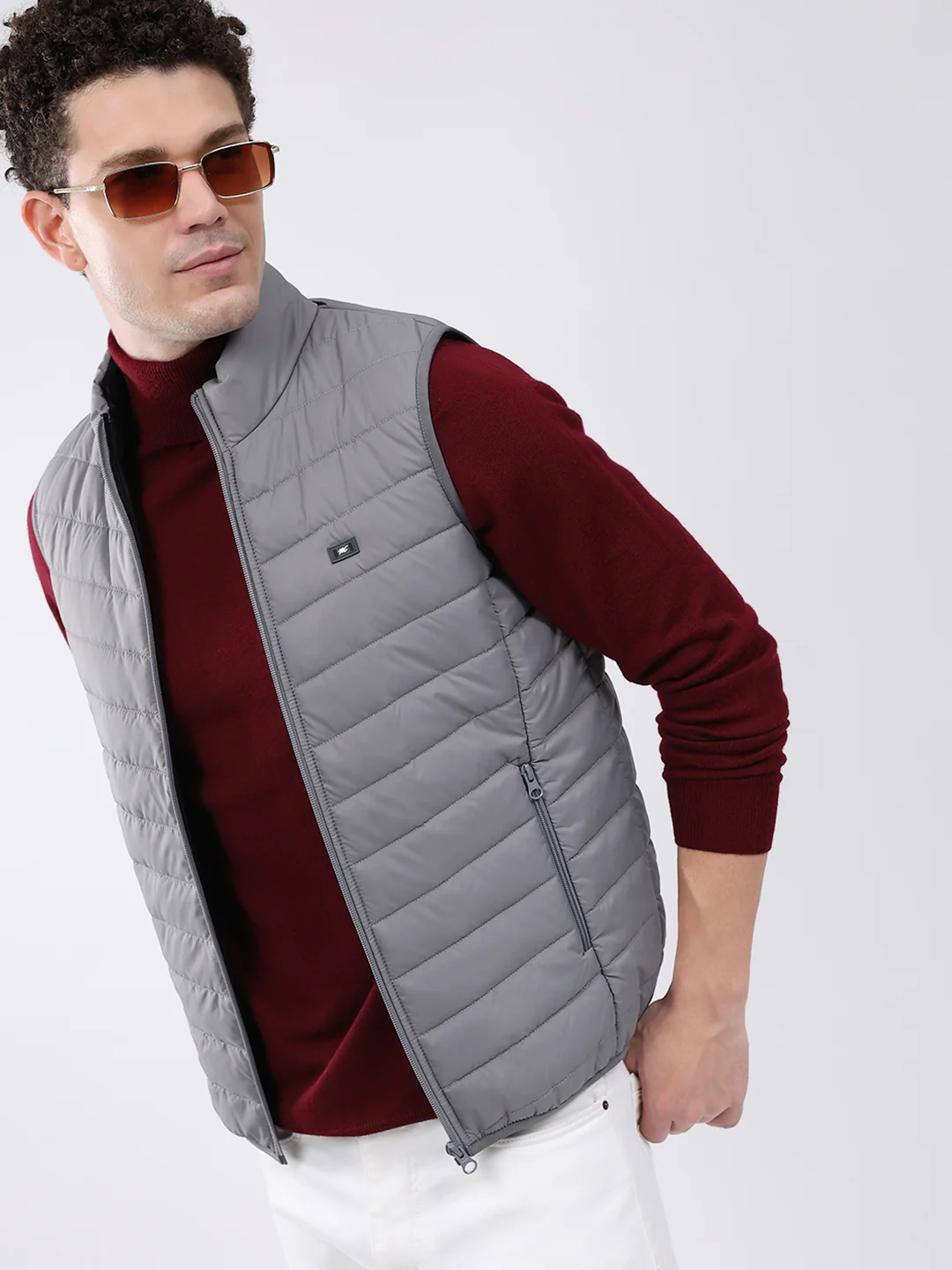 Men Grey Solid Collar Sleeveless Jacket - Image 6