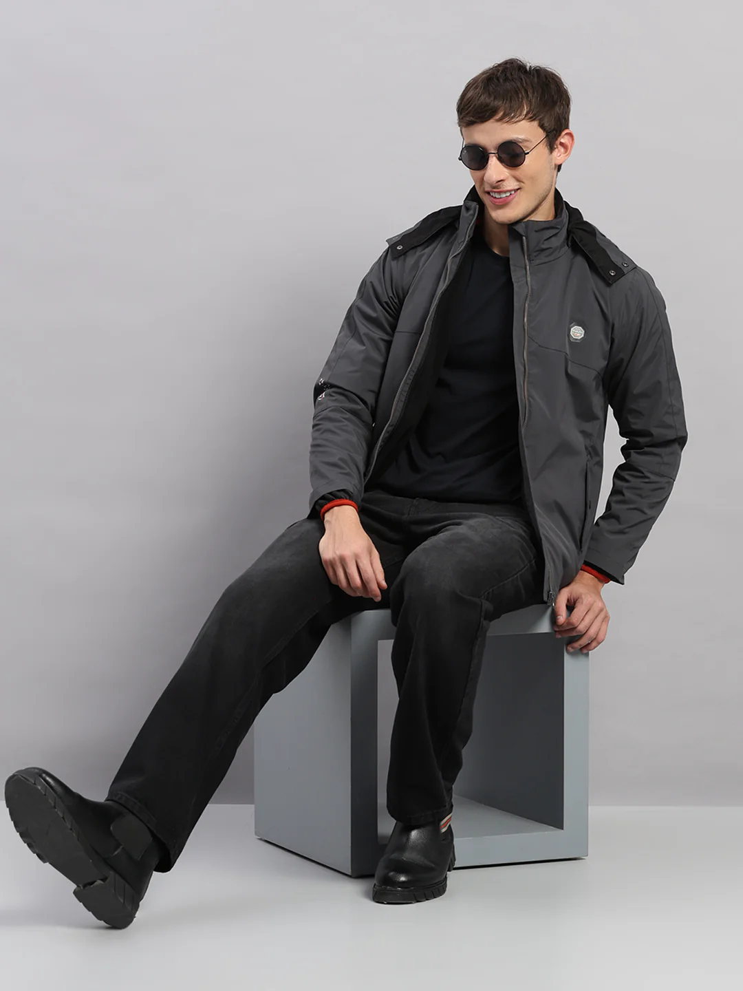 Men Grey Solid Hooded Full Sleeve Jacket - Image 2