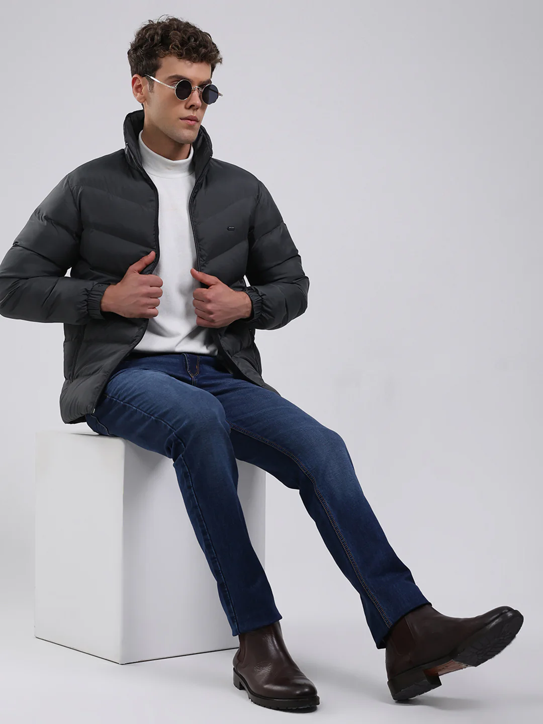 Men Grey Solid Hooded Full Sleeve Jacket - Image 2