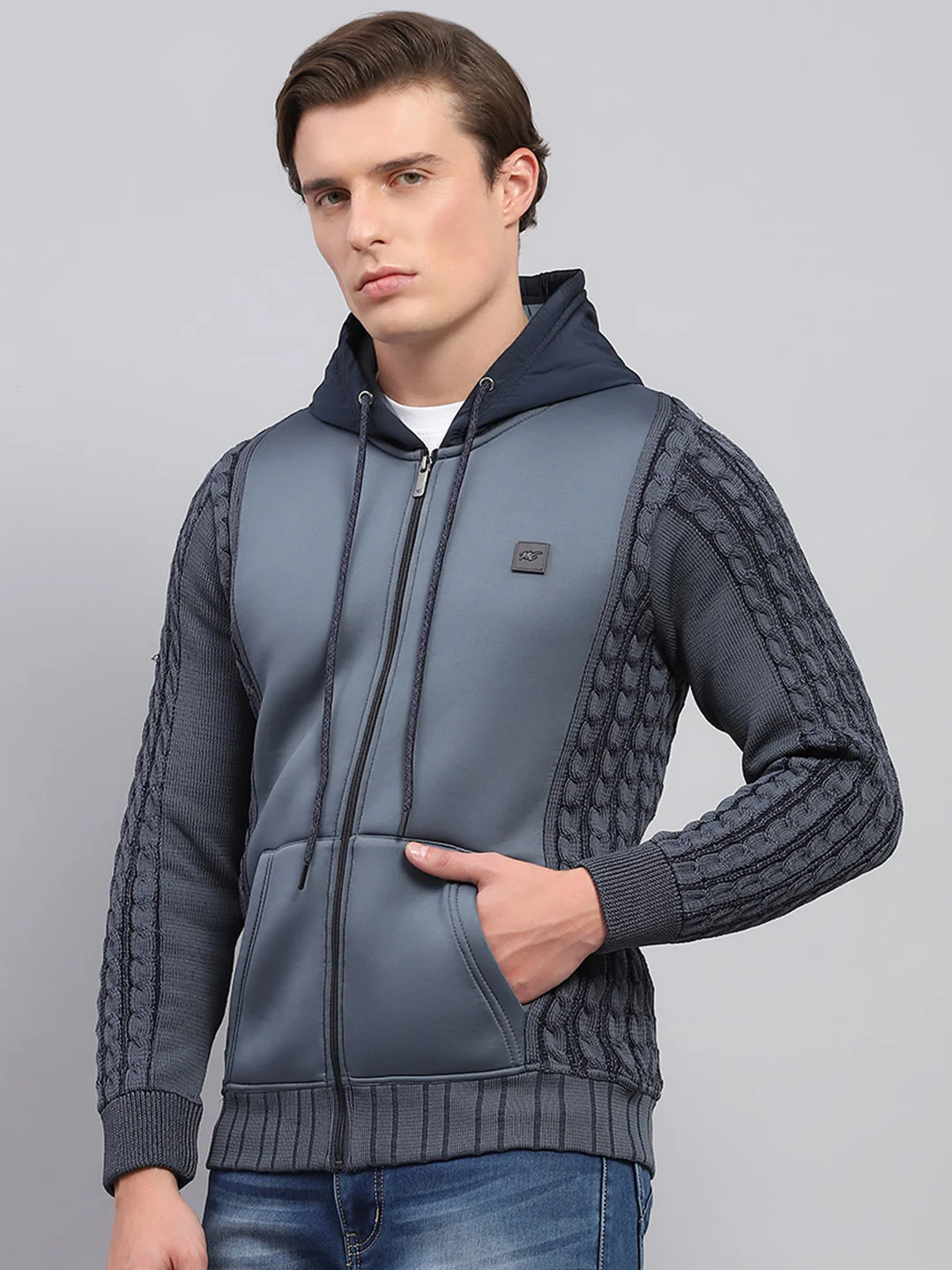 Men Grey Solid Hooded Full Sleeve Pullover - Image 3