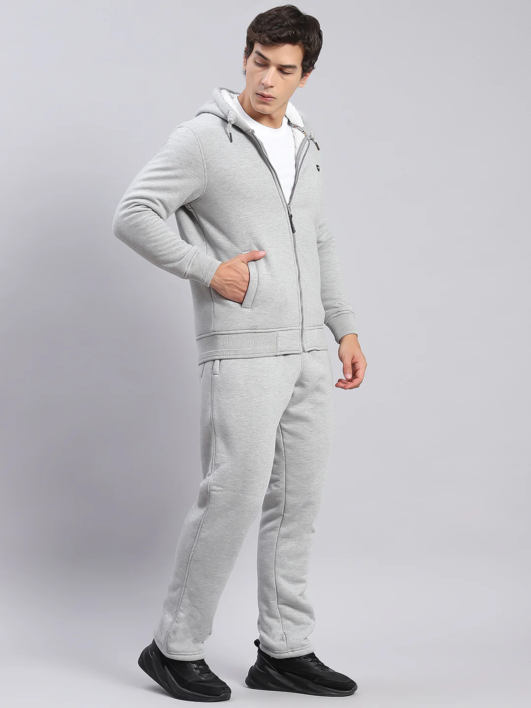Men Grey Solid Hooded Full Sleeve Tracksuits - Image 4