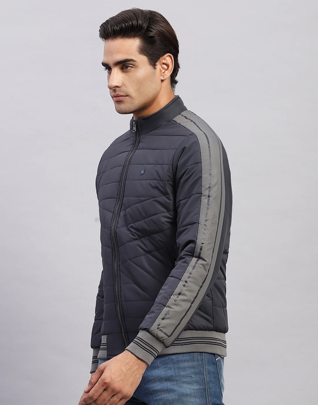 Men Grey Solid Mock Neck Full Sleeve Jacket - Image 3