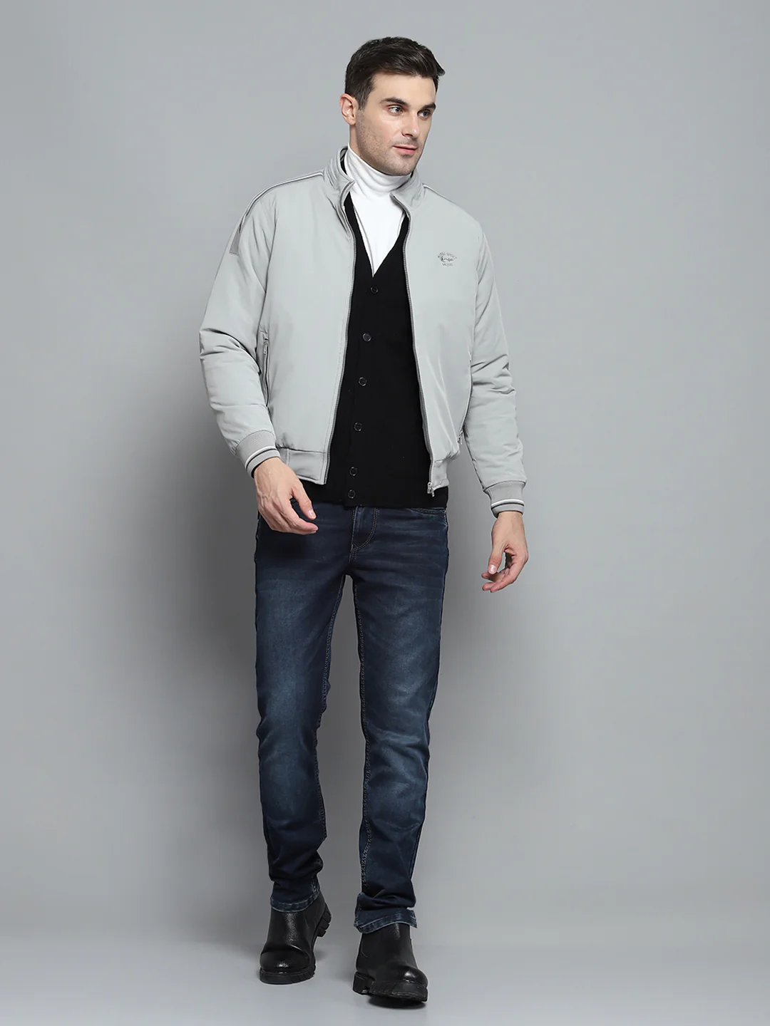 Men Grey Solid Mock Neck Full Sleeve Jacket - Image 2