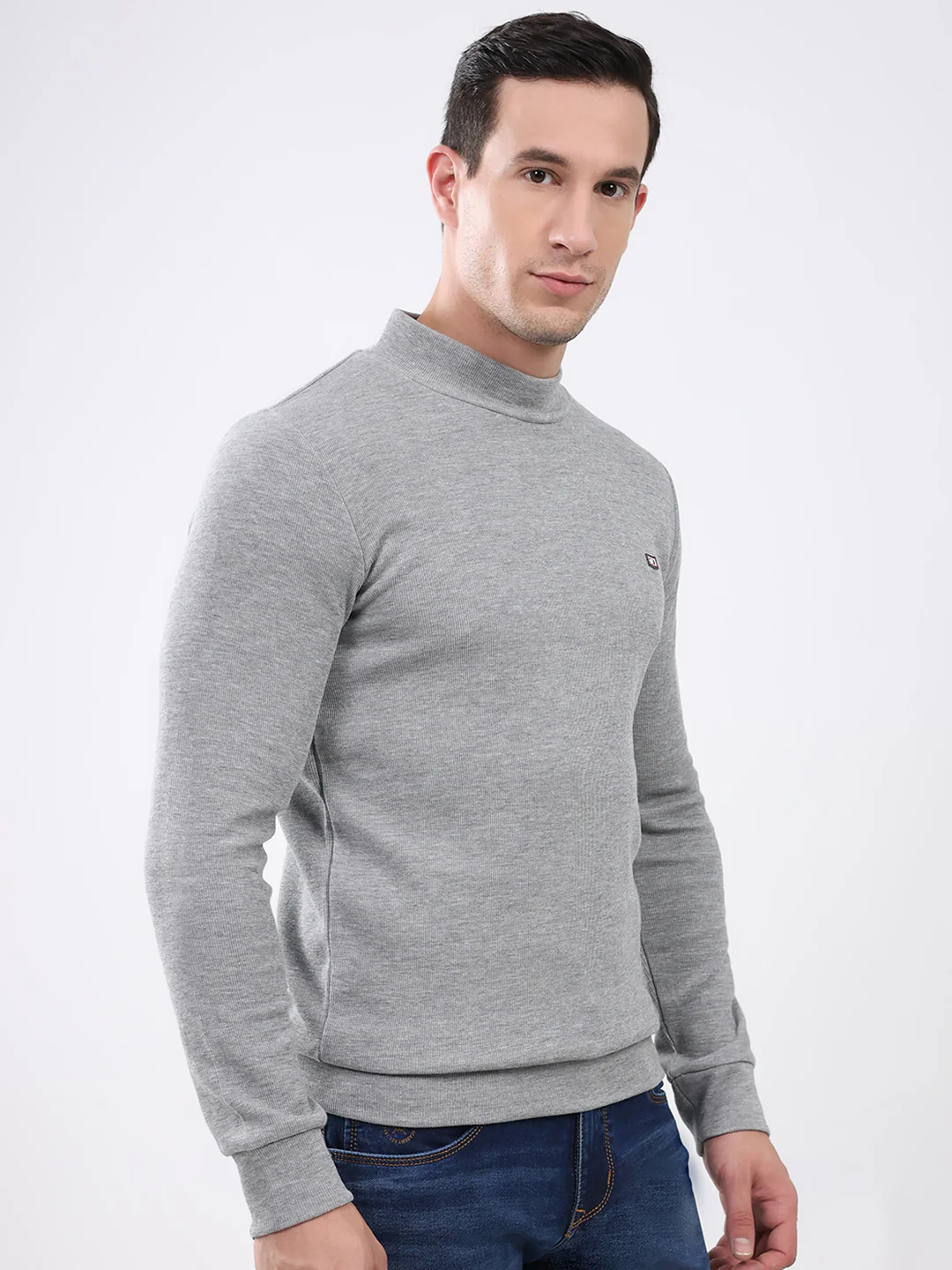 Men Grey Solid Mock Neck Full Sleeve Winter T-Shirt - Image 4