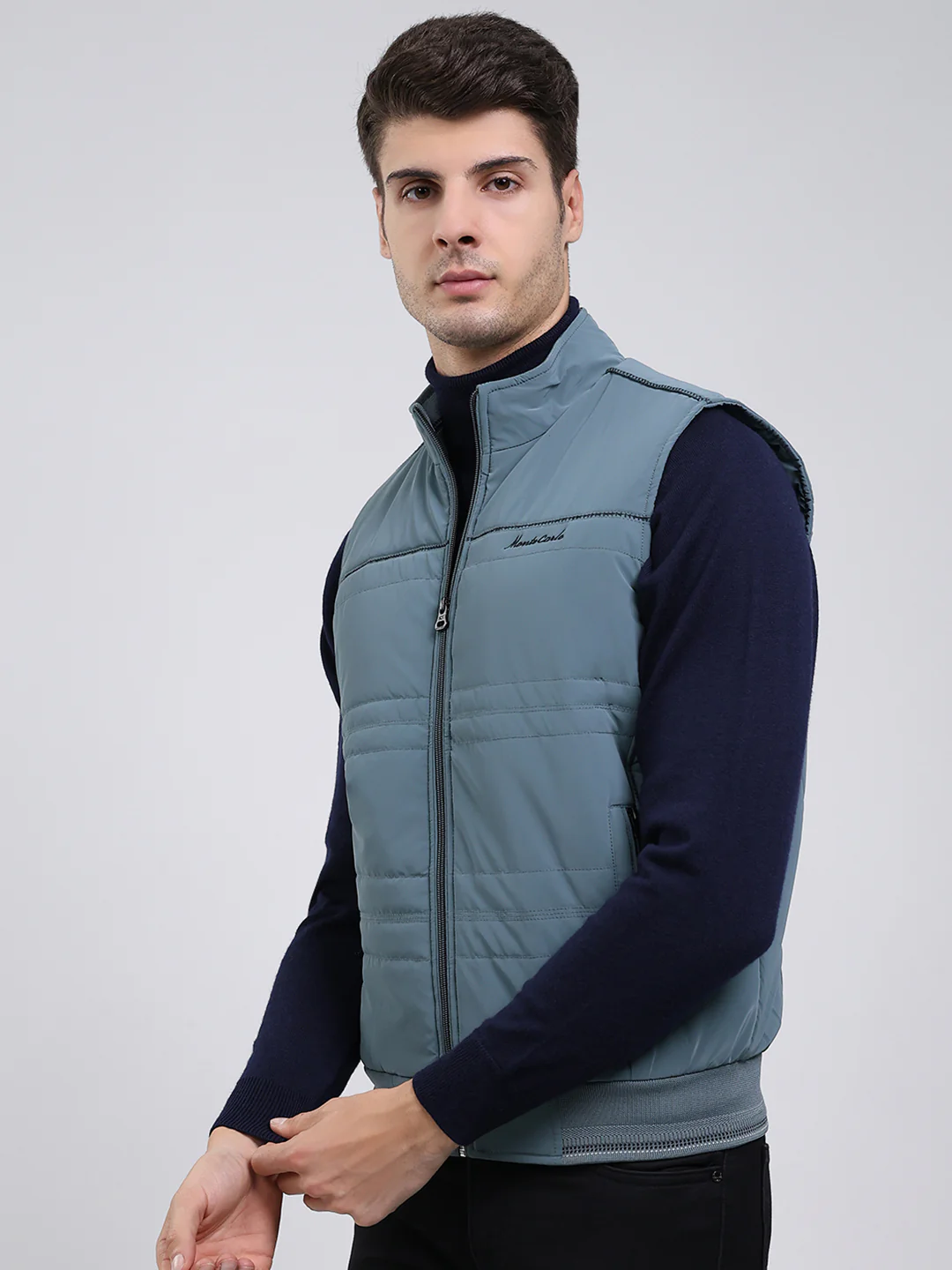 Men Grey Solid Mock Neck Sleeveless Jacket - Image 3