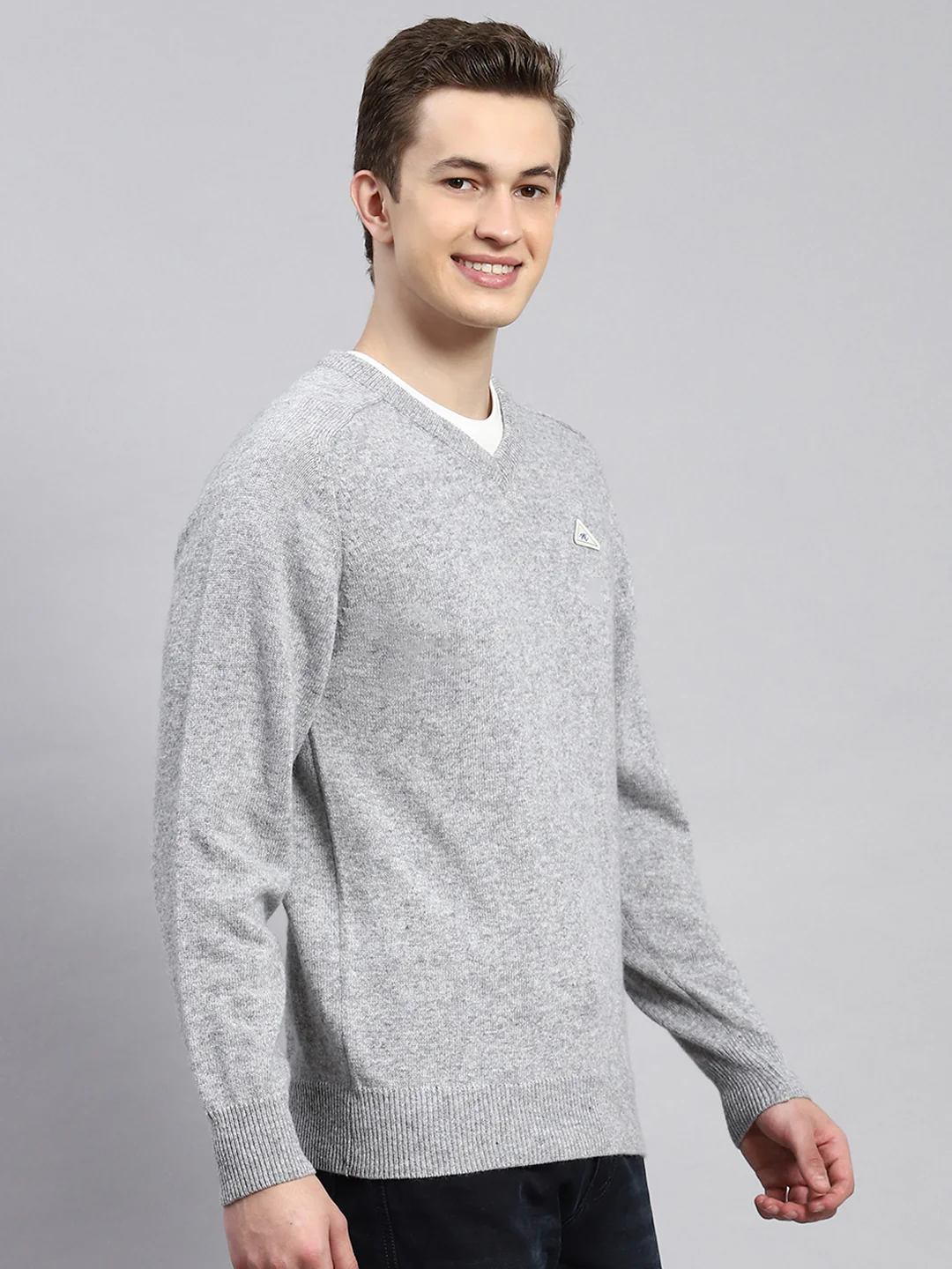 Men Grey Solid Pullover - Image 3