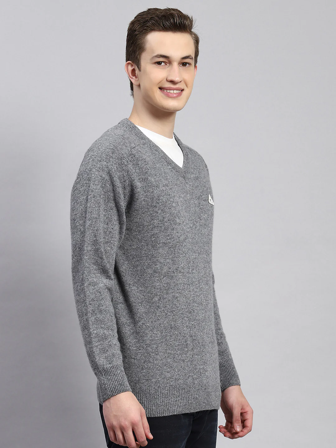 Men Grey Solid Pullover - Image 3