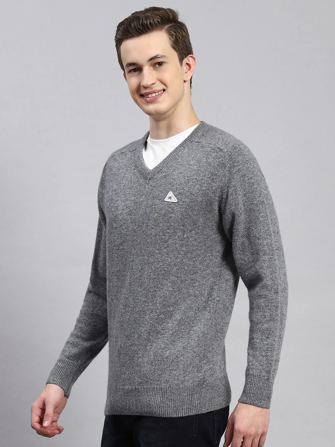 Men Grey Solid Pullover - Image 4
