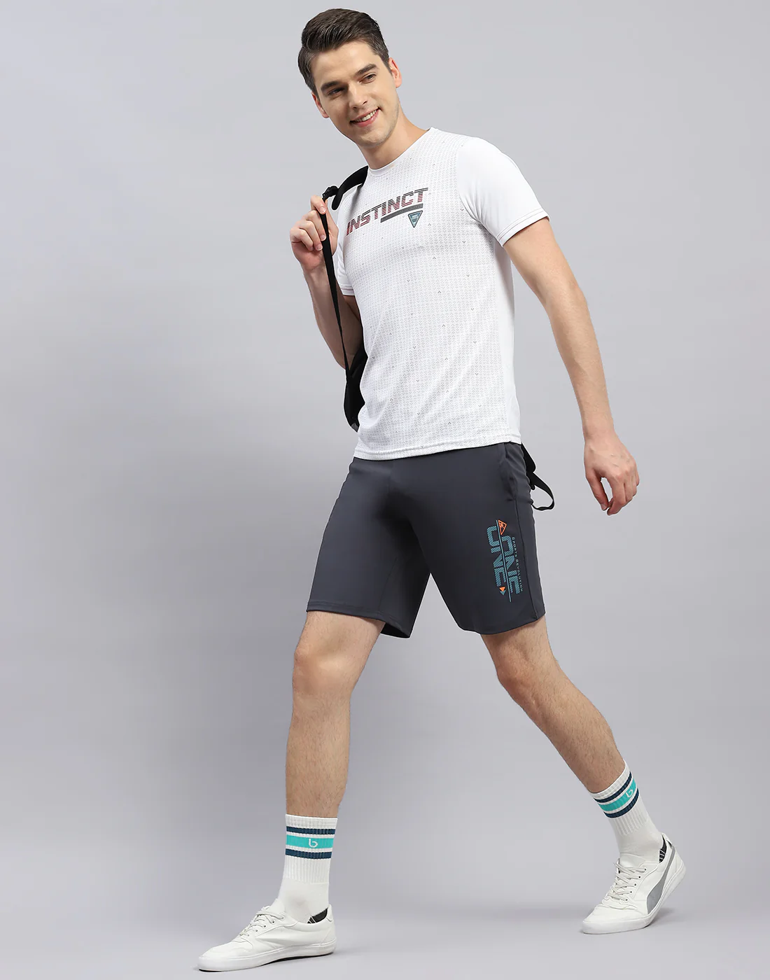 Men Grey Solid Regular Fit Bermuda - Image 3