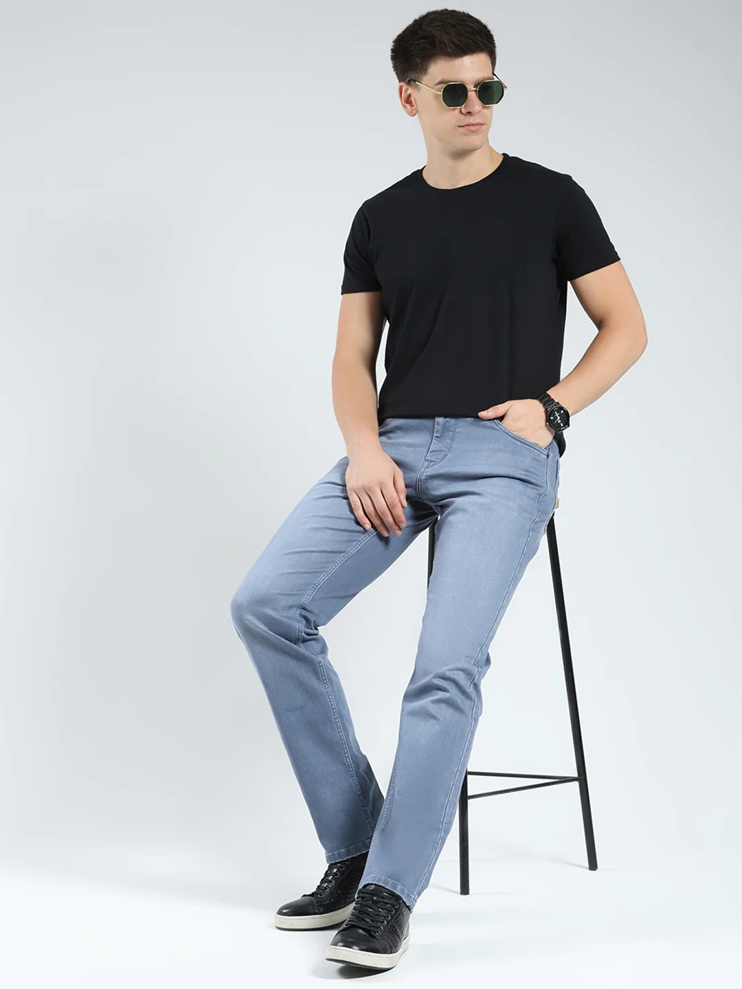 Men Grey Solid Straight Fit Denim - Image 2