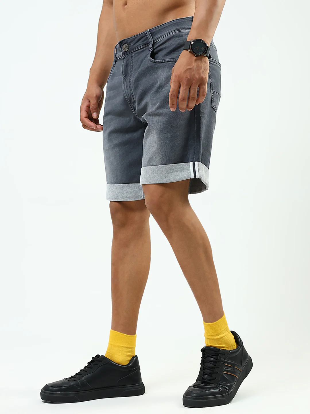 Men Grey Solid Regular Fit Shorts - Image 3