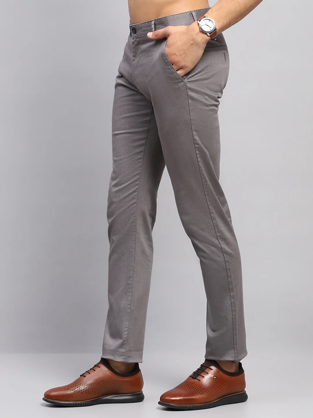 Men Grey Solid Regular Fit Trouser - Image 3