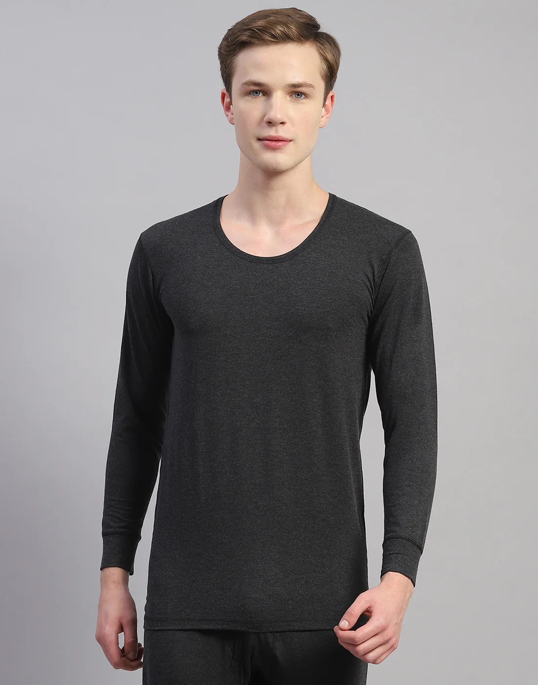 Men Grey Solid Round Neck Full Sleeve Thermal Vest - Image 2